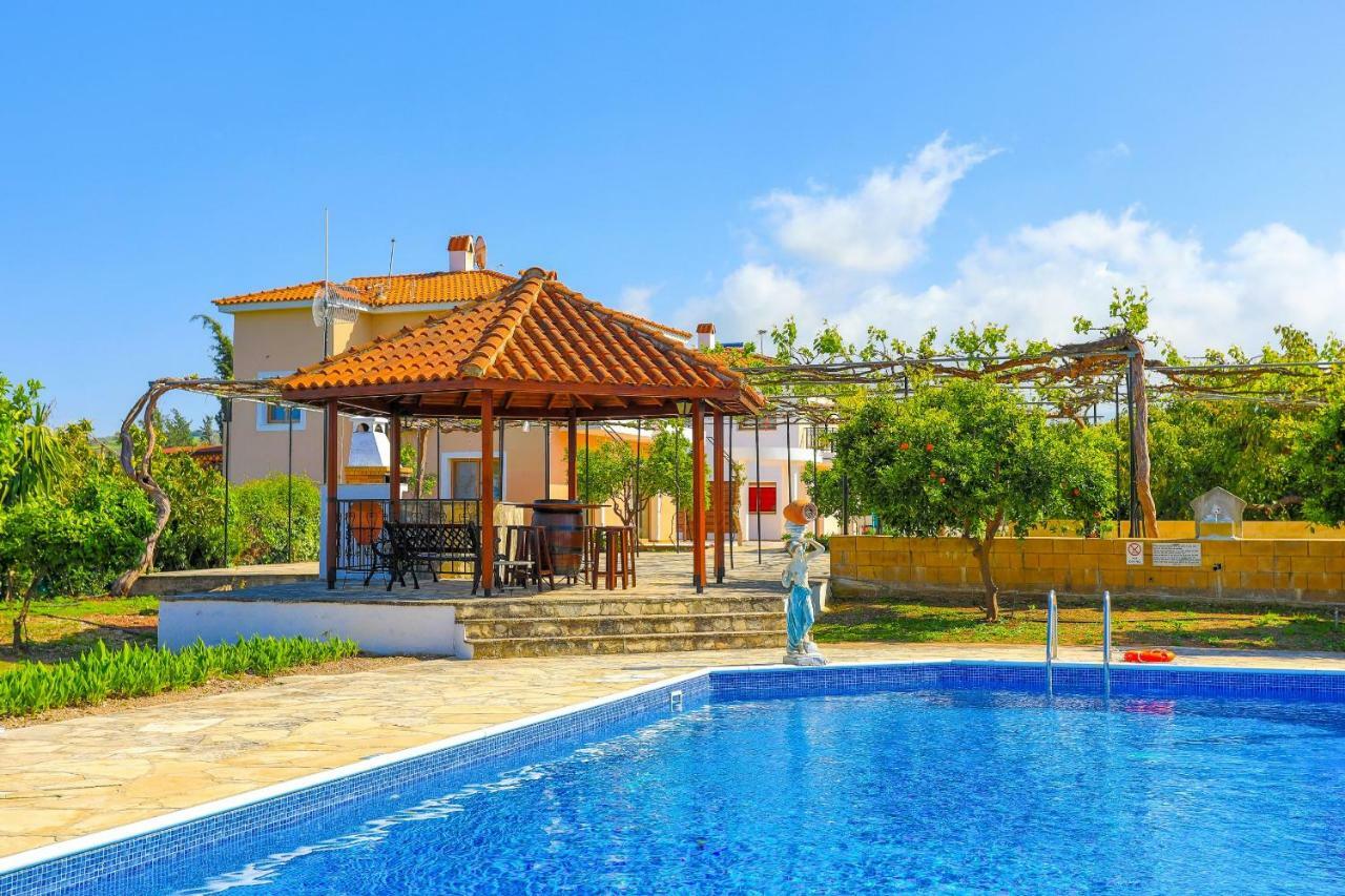 Villa Athina Finiki 폴리스 외부 사진
